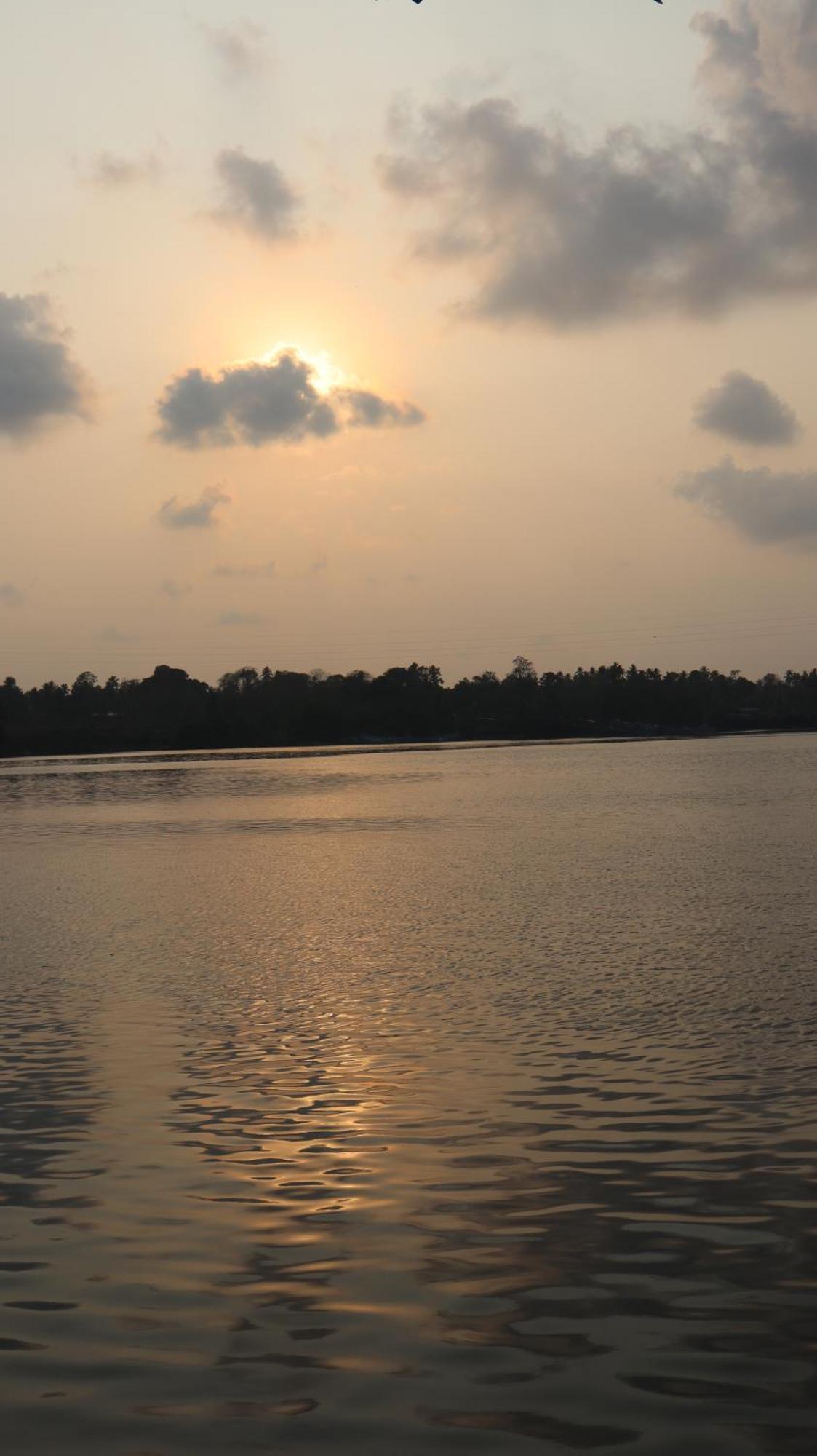 Ripples Service Villas Kollam Exterior foto